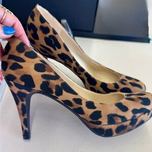 Marc Fisher Sexy Platform Cheetah Brown Black Heels